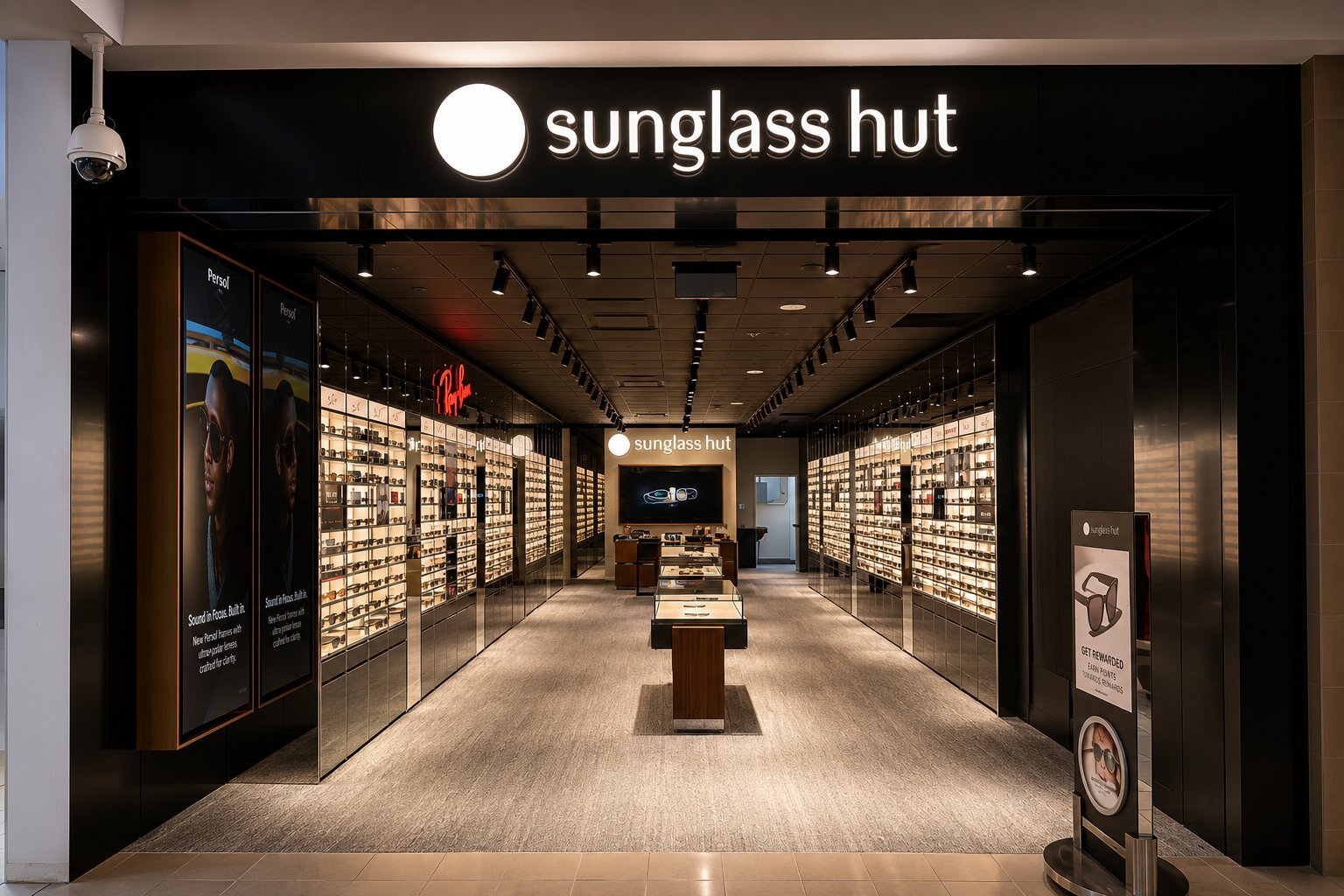 Sunglass Hut